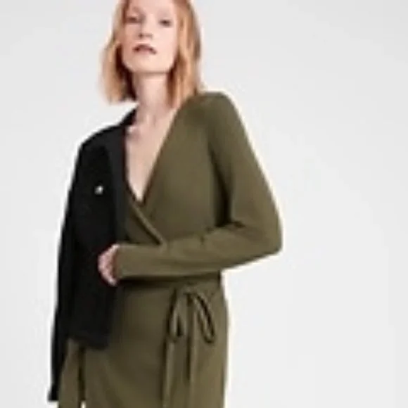 Banana Republic | Dresses | Nwt Banana Republic Green Wrap Sweater Dress  Size Medium | Poshmark